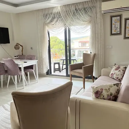 Teos Houses 세페리히사르